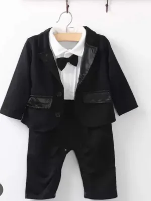 CONJUNTO 4 PCS CON MOÑO 1 añO